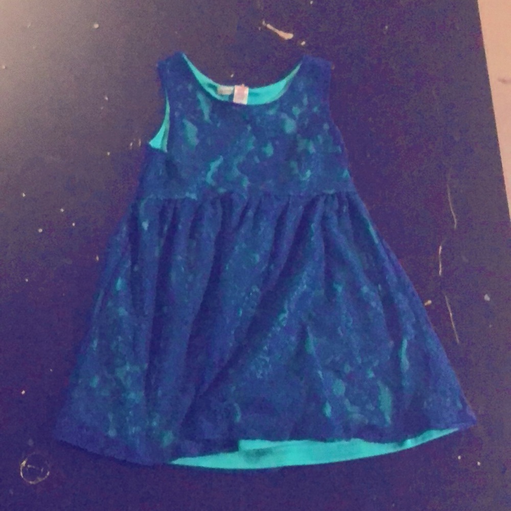 cute blue med dress for a SMALL child